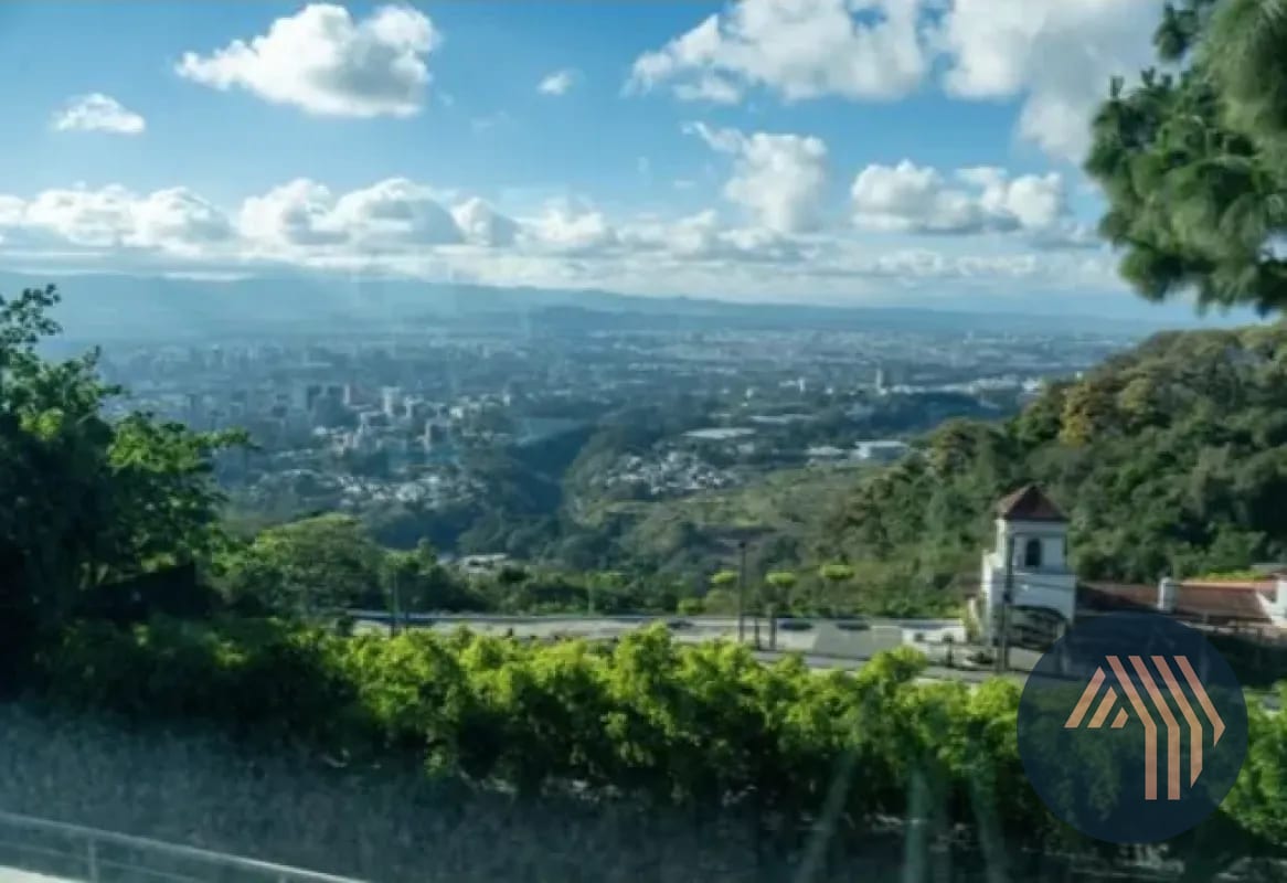 Venta de Hermosa y Amplia Casa - las Nubes, KM 11.5 CES — Casa en Venta en km 11-15, Carretera a El Salvador, Guatemala, Ciudad — foto 9 de 15