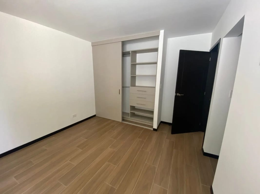 Casa en VENTA en Colonia Elgin, zona 13 — Casa en Venta en Elgin, Zona 13, Guatemala, Ciudad — foto 9 de 16