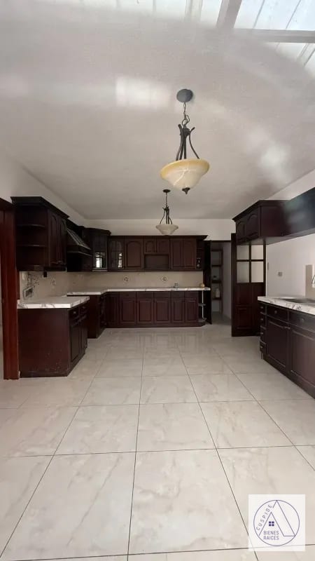 Carretera a El Salvdor Casa en venta Colinas de Andalucía km 16.5 entrada a Olmeca — Casa en Venta en Colinas De Andalucia, Carretera a El Salvador, Guatemala, Ciudad — foto 6 de 9