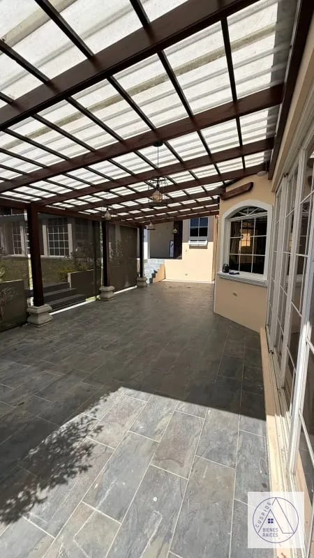 Carretera a El Salvdor Casa en venta Colinas de Andalucía km 16.5 entrada a Olmeca — Casa en Venta en Colinas De Andalucia, Carretera a El Salvador, Guatemala, Ciudad — foto 2 de 9
