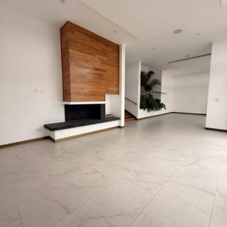 Casa en venta NUEVA | Piscina | Jardín | 5 hab | Sausalito Fraijanes — Casa en Venta en Sausalito, Carretera a El Salvador, Guatemala, Ciudad — miniatura 14 de 16