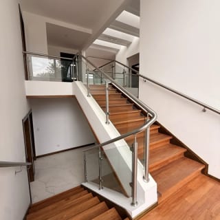 Casa en venta NUEVA | Piscina | Jardín | 5 hab | Sausalito Fraijanes — Casa en Venta en Sausalito, Carretera a El Salvador, Guatemala, Ciudad — miniatura 11 de 16