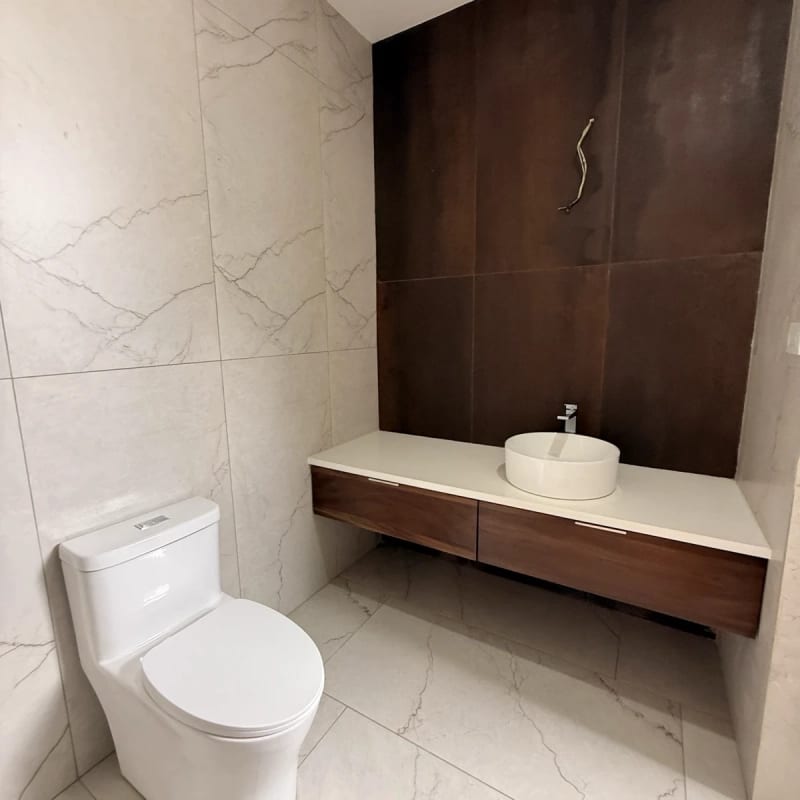 Casa en venta NUEVA | Piscina | Jardín | 5 hab | Sausalito Fraijanes — Casa en Venta en Sausalito, Carretera a El Salvador, Guatemala, Ciudad — foto 7 de 16