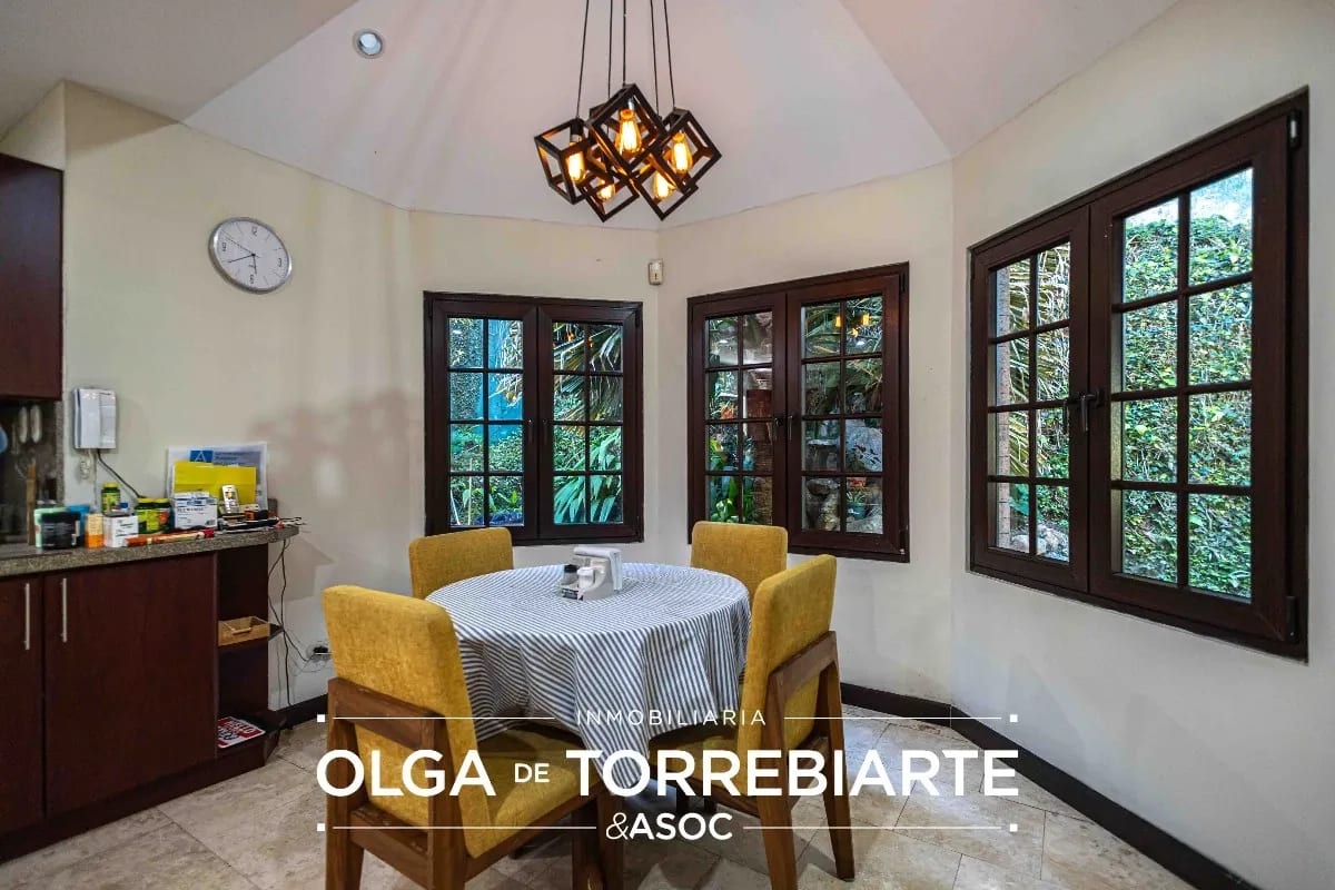 Casa en Encinos de Muxbal — Casa en Venta en Muxbal, Guatemala, Ciudad — foto 9 de 16