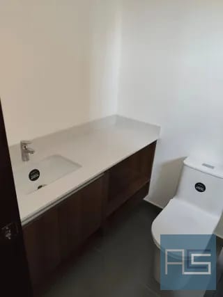 *Moderno Apto para estrenar de 3 habitaciones con jardín y dorm de servicio en Vista Hermosa II, zona 15* — Apartamento en Venta en Arles, Zona 15, Guatemala, Ciudad — miniatura 10 de 17