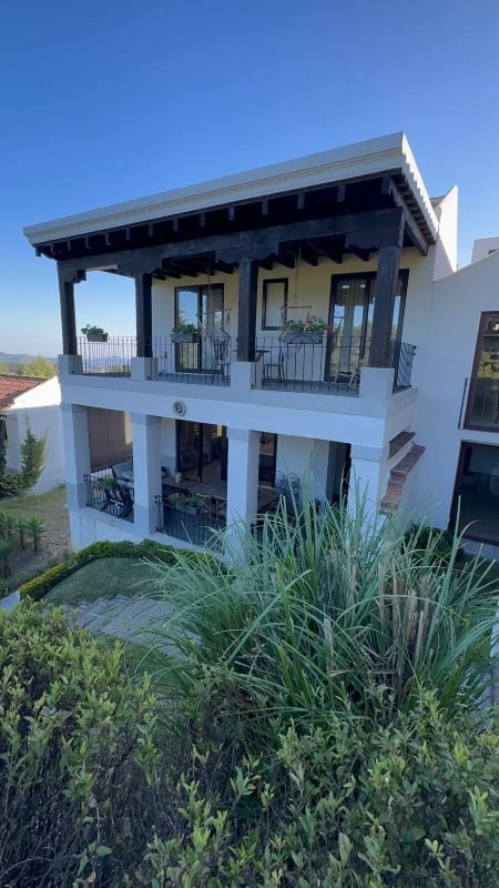 Casa en Venta con Piscina – Lazos de Fraijanes; KM.20 CAES — Casa en Venta en Lazos de Fraijanes, Carretera a El Salvador, Guatemala, Ciudad — foto 1 de 15