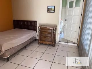 Casa con locales Comerciales — Casa en Venta en Zacualpa, Quiché — miniatura 2 de 16