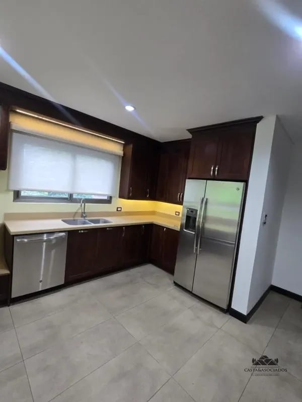 Casa en Venta Muxbal — Casa en Venta en Muxbal, Guatemala, Ciudad — foto 8 de 11