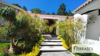 Casa Moderna de Lujo en Venta – Hacienda Nueva Golf Club — Casa en Venta en Hacienda Nueva, San José Pinula, Guatemala, Ciudad — miniatura 1 de 16