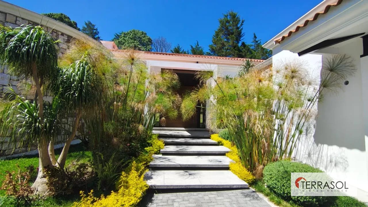 Casa Moderna de Lujo en Venta – Hacienda Nueva Golf Club — Casa en Venta en Hacienda Nueva, San José Pinula, Guatemala, Ciudad — foto 1 de 16