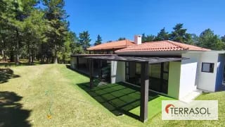 Casa Moderna de Lujo en Venta – Hacienda Nueva Golf Club — Casa en Venta en Hacienda Nueva, San José Pinula, Guatemala, Ciudad — miniatura 16 de 16
