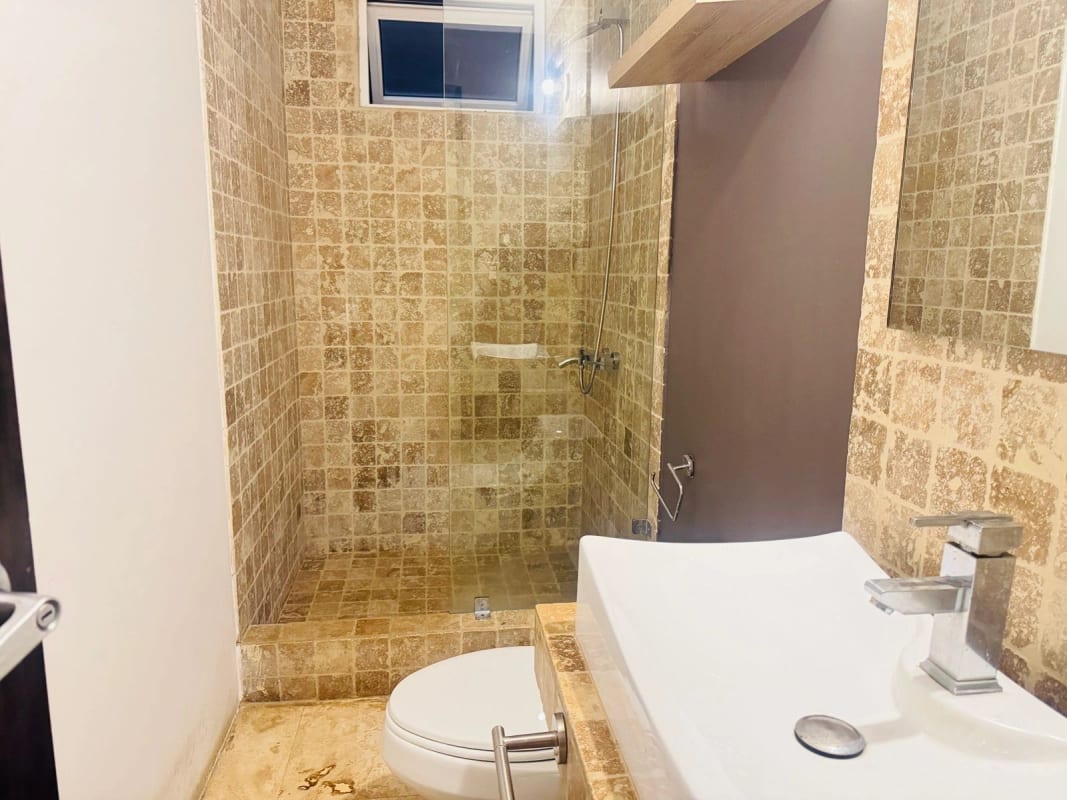 Casa en Venta Condominio Colinas de Castel — Casa en Venta en Colinas de Castel, Carretera a El Salvador, Guatemala, Ciudad — foto 10 de 12