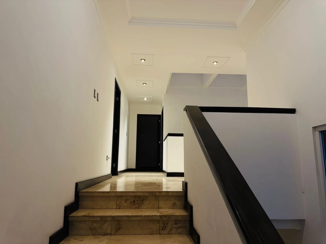 Casa en Venta Condominio Colinas de Castel — Casa en Venta en Colinas de Castel, Carretera a El Salvador, Guatemala, Ciudad — foto 7 de 12