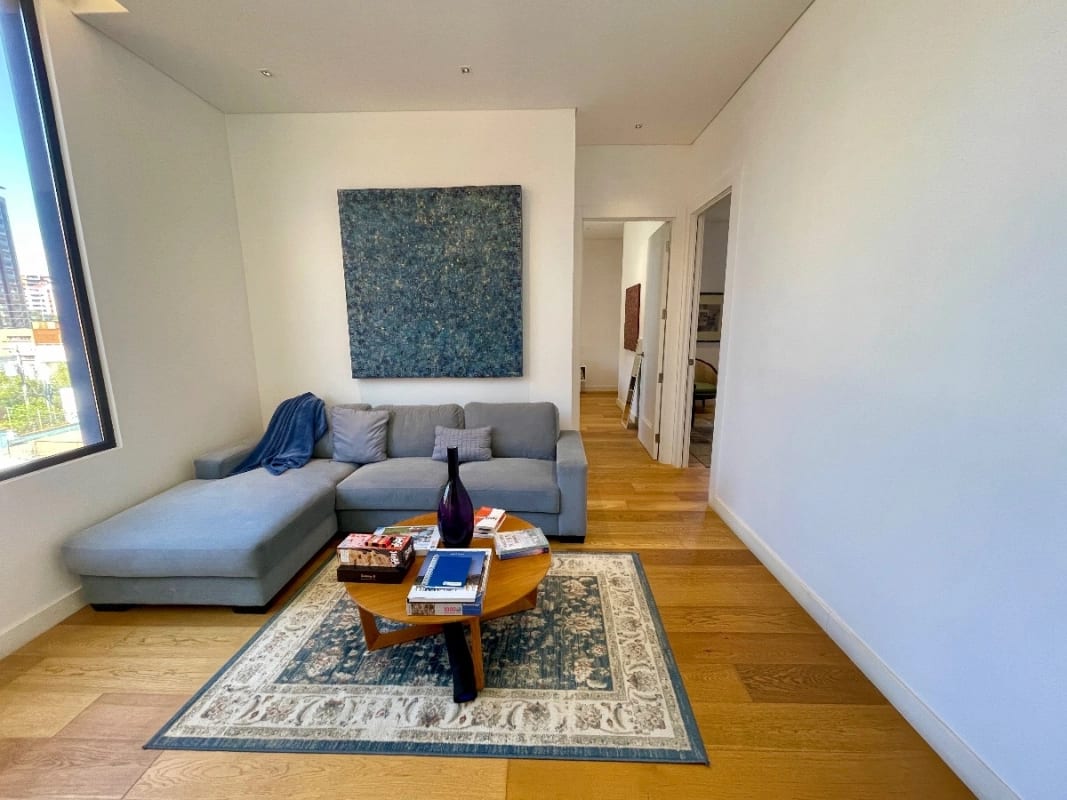 Apartamento Venta Zona 10,EDIFICIO Exclusivo Maranta Oakland , 2 Dormitorios, Sala Familiar, 2 Parqueos , Bodega + Dormitorio de Servicio $550,000 + Impuestos — Apartamento en Venta en Zona 10, Guatemala, Ciudad — foto 4 de 17
