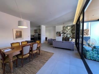 Apartamento Venta Zona 10,EDIFICIO Exclusivo Maranta Oakland , 2 Dormitorios, Sala Familiar, 2 Parqueos , Bodega + Dormitorio de Servicio $550,000 + Impuestos — Apartamento en Venta en Zona 10, Guatemala, Ciudad — miniatura 13 de 17