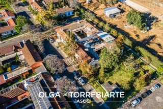 Casa amueblada en Condominio Jacarandas y Gravileas, Antigua Guatemala — Casa en Venta en Antigua, Sacatepéquez — miniatura 1 de 17