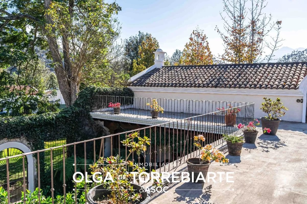 Casa amueblada en Condominio Jacarandas y Gravileas, Antigua Guatemala — Casa en Venta en Antigua, Sacatepéquez — foto 4 de 17
