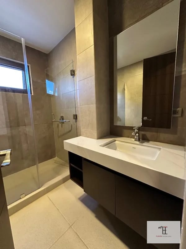 Vendo casa para estrenar en zona 15 Vista Hermosa 1, linda vista — Casa en Venta en Vista Hermosa I, Zona 15, Guatemala, Ciudad — foto 2 de 5