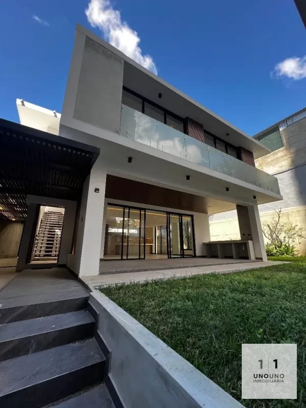 Casa para estrenar en venta en zona 13 — Casa en Venta en Zona 13, Guatemala, Ciudad — foto 1 de 11