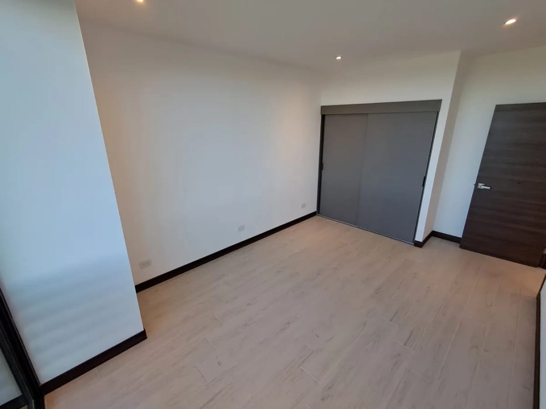 PentHouse en venta en zona 16 — Apartamento en Venta en Zona 16, Guatemala, Ciudad — foto 15 de 16