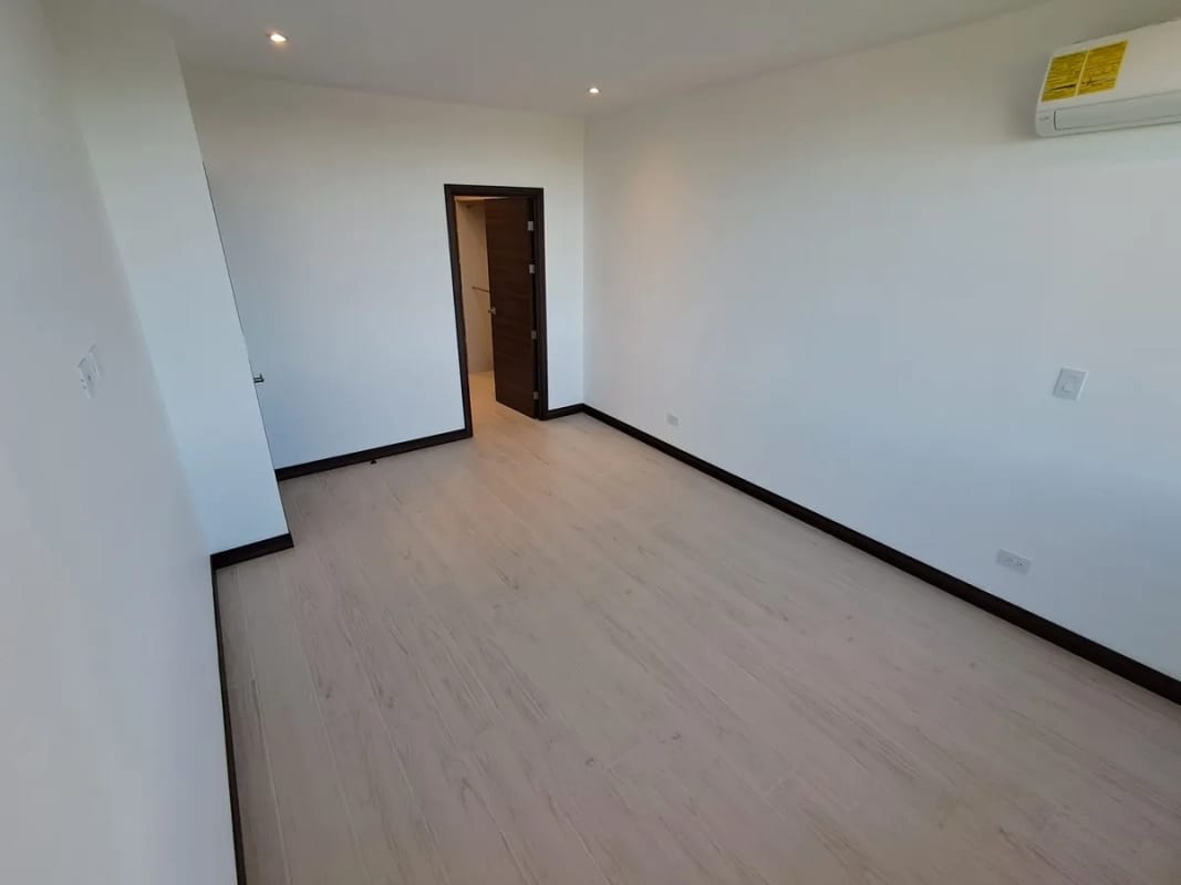 PentHouse en venta en zona 16 — Apartamento en Venta en Zona 16, Guatemala, Ciudad — foto 10 de 16