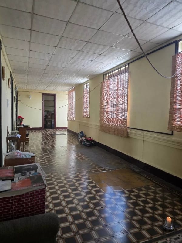 Excelente casa en venta, zona 1, a un costado del Palacio Nacional — Casa en Venta en Zona 1, Guatemala, Ciudad — foto 2 de 12