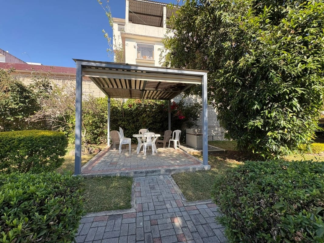 Casa de 1 nivel en venta San Cristobal — Casa en Venta en Zona 8 Mixco, Guatemala, Ciudad — foto 12 de 17