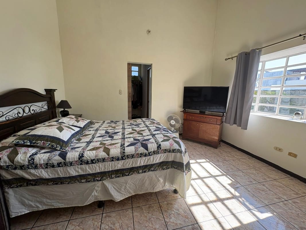 Casa de 1 nivel en venta San Cristobal — Casa en Venta en Zona 8 Mixco, Guatemala, Ciudad — foto 11 de 17