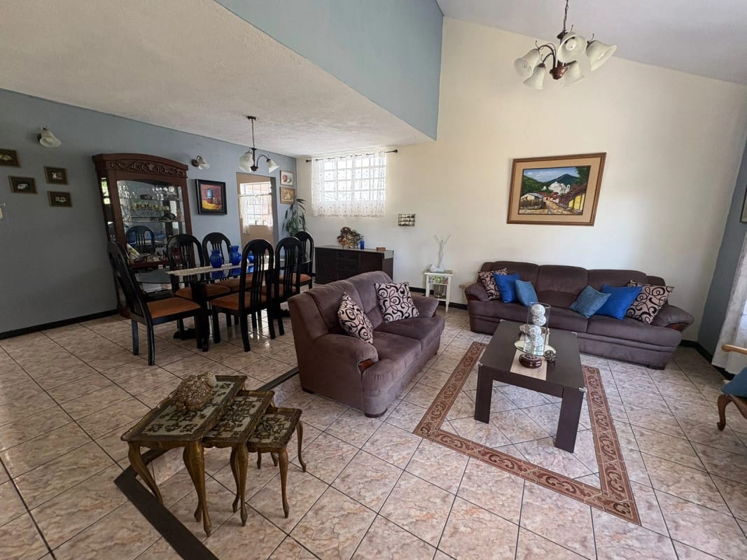 Casa de 1 nivel en venta San Cristobal — Casa en Venta en Zona 8 Mixco, Guatemala, Ciudad — foto 4 de 17