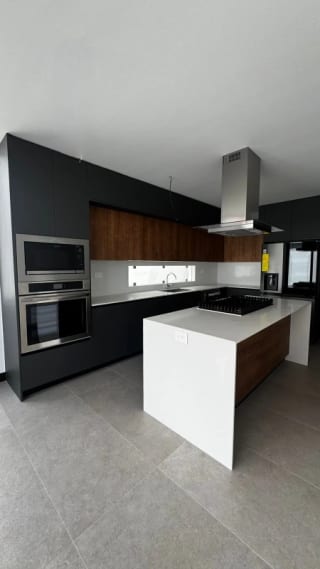 Casa en Renta para Estrenar Zona 10 — Casa en Alquiler en Zona 10, Guatemala, Ciudad — miniatura 9 de 14