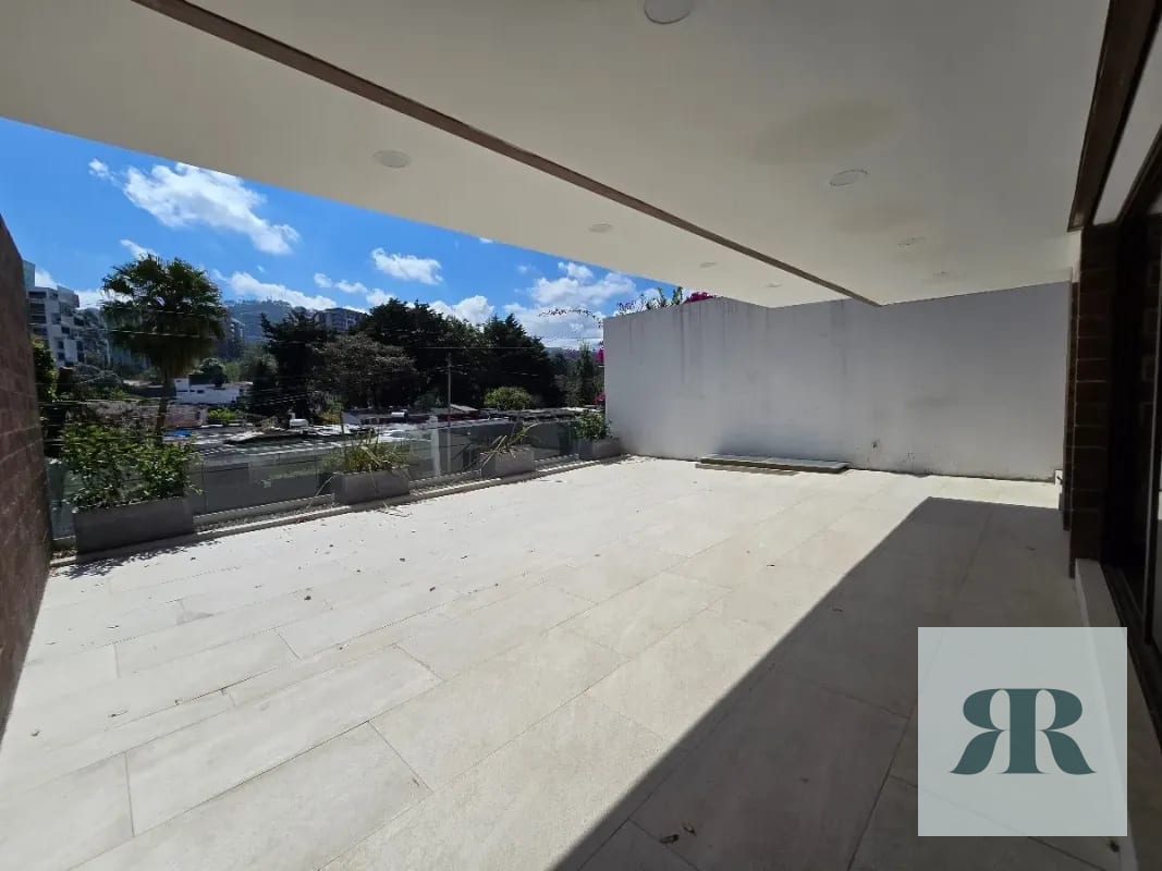 *Casa en Venta Vista Hermosa II, dentro de garita, 4 dormitorios* — Casa en Venta en Vista Hermosa I, Zona 15, Guatemala, Ciudad — foto 10 de 11