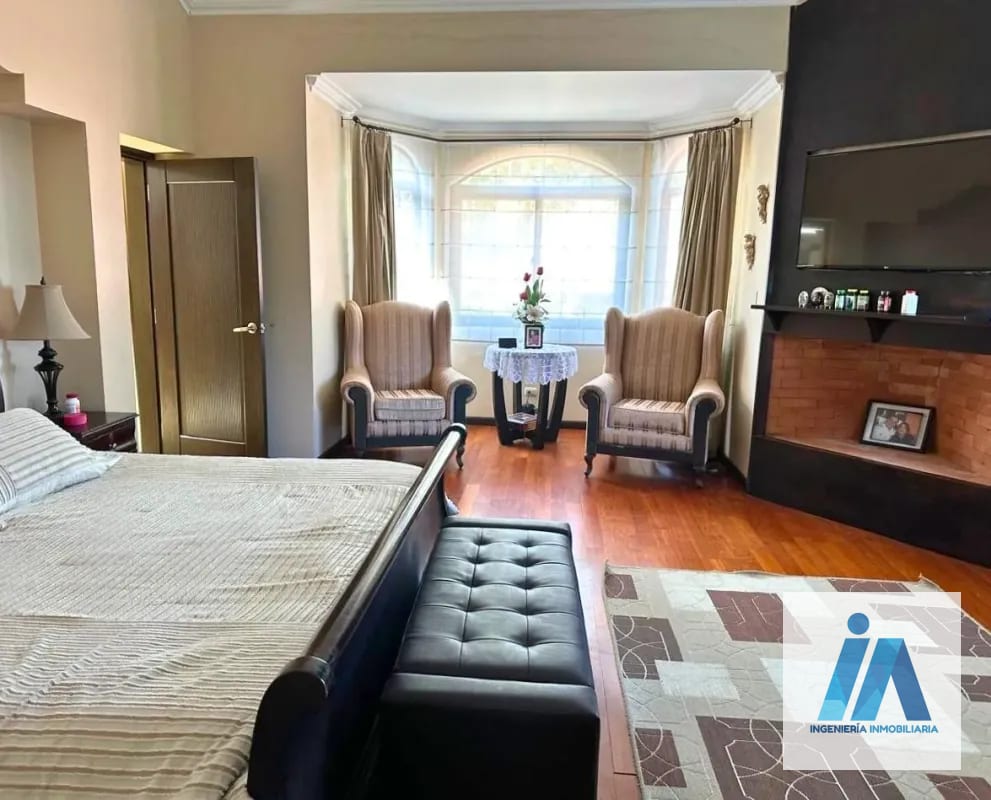CASA EN VENTA📍Condominio El Encinal, Mixco Destaca por sus finos acabados — Casa en Venta en Zona 6 Mixco, Guatemala, Ciudad — foto 12 de 17