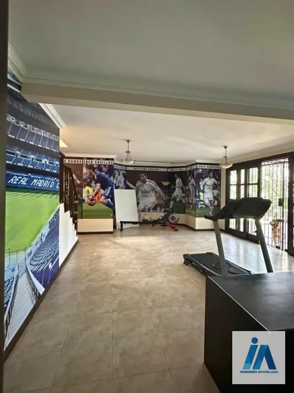 CASA EN VENTA📍Condominio El Encinal, Mixco Destaca por sus finos acabados — Casa en Venta en Zona 6 Mixco, Guatemala, Ciudad — foto 4 de 17