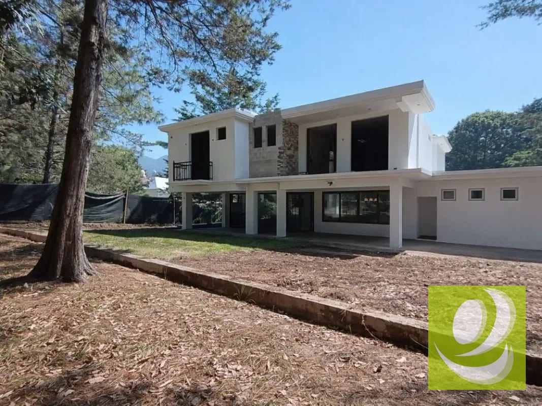 Casa en Venta en Hacienda Nueva Country Club San José Pinula — Casa en Venta en Hacienda Nueva, San José Pinula, Guatemala, Ciudad — foto 4 de 11