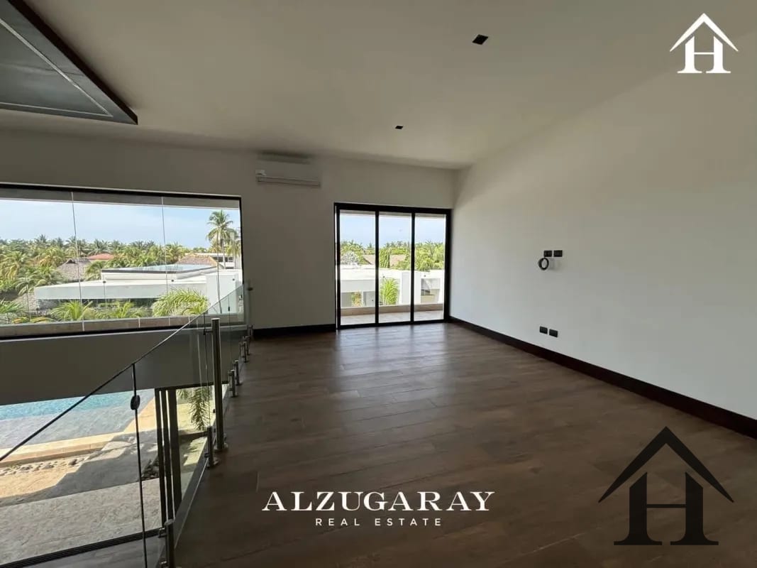 casa de playa espectacular, Marina del Sur “Juan Gaviota” — Casa vacacional en Venta en Juan Gaviota Marina del Sur, Puerto San José, Escuintla — foto 2 de 11