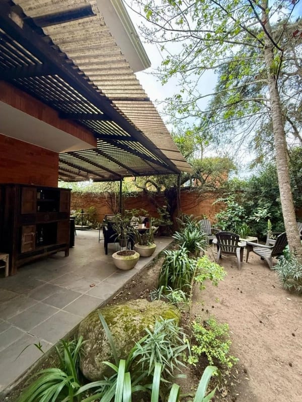 Casa en venta | 3 hab | Jardín con pérgola | Km 16.5 CAES — Casa en Venta en Santa Catarina Pinula, Guatemala, Ciudad — foto 10 de 15