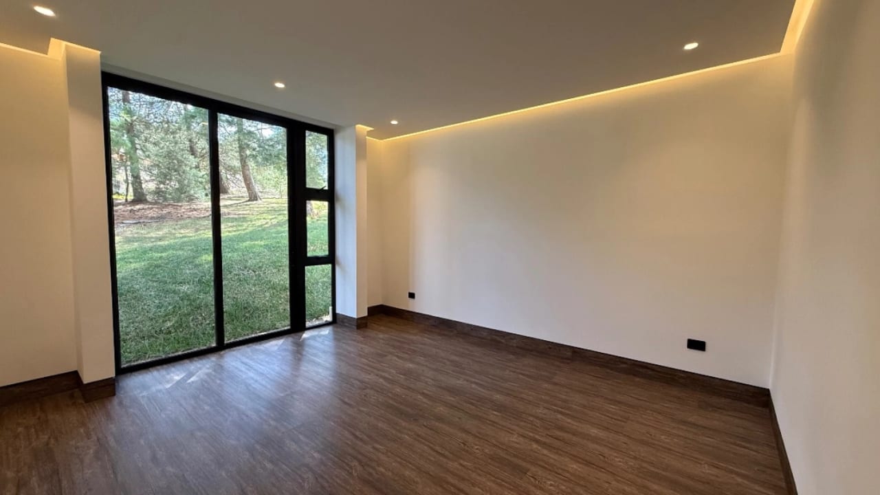 Casa en Venta en Hacienda Nueva — Casa en Venta en Hacienda Nueva, San José Pinula, Guatemala, Ciudad — foto 6 de 13