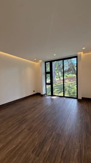 Casa en Venta en Hacienda Nueva — Casa en Venta en Hacienda Nueva, San José Pinula, Guatemala, Ciudad — miniatura 4 de 13