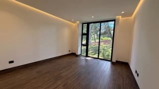 Casa en Venta en Hacienda Nueva — Casa en Venta en Hacienda Nueva, San José Pinula, Guatemala, Ciudad — miniatura 3 de 13