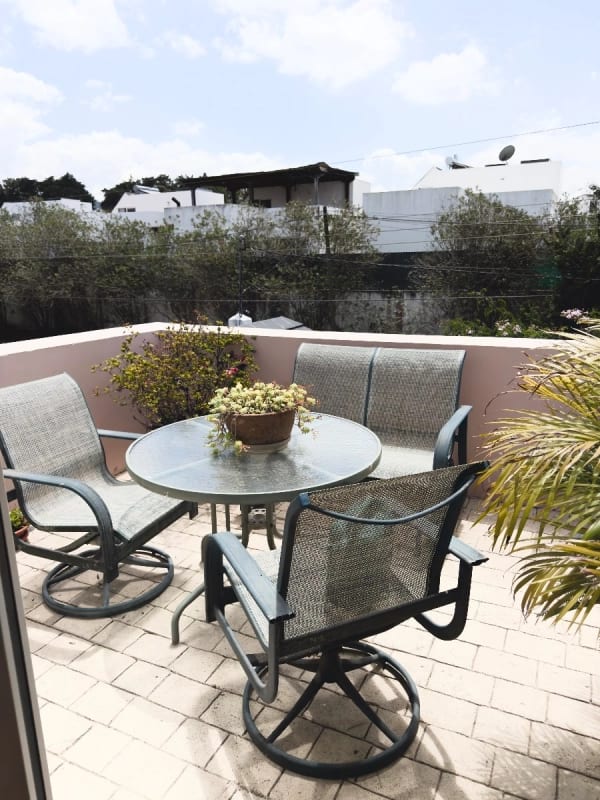 Casa en venta en residencial Jardines de San Isidro zona 16 — Casa en Venta en Jardines de San Isidro, Zona 16, Guatemala, Ciudad — foto 2 de 12