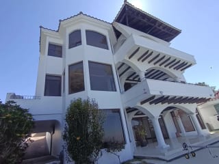 Vendo Espectacular Mansión de Lujo en Altos de Montebello. CAES. — Casa en Venta en Santa Catarina Pinula, Carretera a El Salvador, Guatemala, Ciudad — miniatura 1 de 17