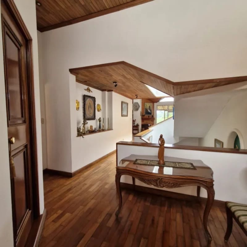 Vendo casa exclusiva En Monte Bello km. 9.5 Carretera al Salvador. — Casa en Venta en Santa Catarina Pinula, Carretera a El Salvador, Guatemala, Ciudad — foto 15 de 17