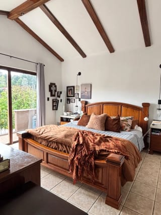 Casa en Venta 5 dormitorios Carretera a Fraijanes — Casa en Venta en Carretera a El Salvador, Guatemala, Ciudad — miniatura 10 de 14