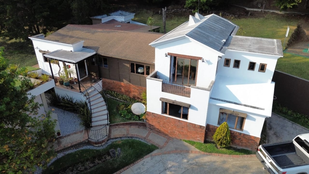 Casa en Venta 5 dormitorios Carretera a Fraijanes — Casa en Venta en Carretera a El Salvador, Guatemala, Ciudad — foto 14 de 14