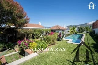 casa de 1 nivel con piscina / amueblada / condominio Antigua — Casa en Venta en Antigua, Sacatepéquez — miniatura 1 de 11