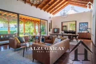 casa de 1 nivel con piscina / amueblada / condominio Antigua — Casa en Venta en Antigua, Sacatepéquez — miniatura 10 de 11