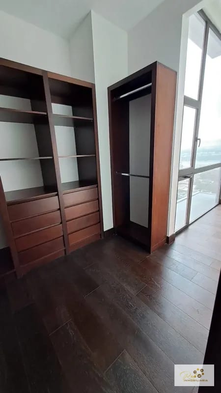 APARTAMENTO DE LUJO EN VENTA 📍 Edificio Echo – Zona 14 — Apartamento en Venta en Echo, Zona 14, Guatemala, Ciudad — foto 4 de 15