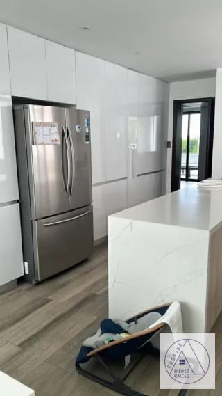Carr. Salvador km 12.5 Santa Rosalía se vende casa — Casa en Venta en Santa Rosalia La Laguna, Carretera a El Salvador, Guatemala, Ciudad — miniatura 4 de 9