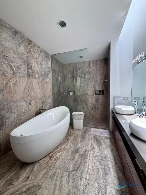 Casa en venta – Condominio Las Luces, Km 13.5 CAES — Casa en Venta en Las Luces, Carretera a El Salvador, Guatemala, Ciudad — foto 11 de 17
