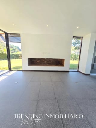 Casa en venta zona 16 Pulte Golf de 5 habitaciones + 4 parqueos — Casa en Venta en El Pulté, Zona 16, Guatemala, Ciudad — miniatura 15 de 17